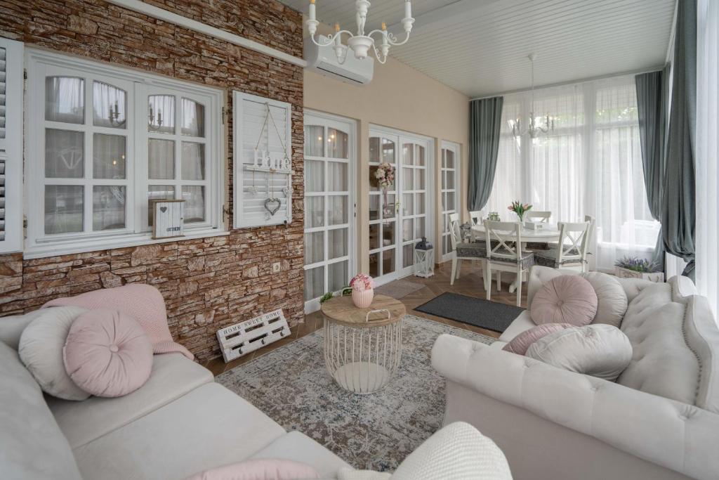 Tündér-Lak Apartman 8647 Balatonmáriafürdő, 130 Akácfa utca kép - 1