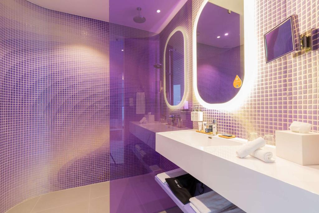 Un baño de Park Inn by Radisson Amsterdam City West