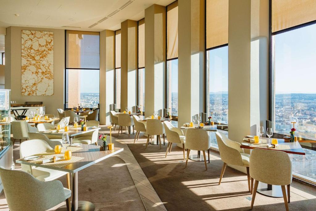 Posezení v ubytování Radisson Blu Hotel, Lyon