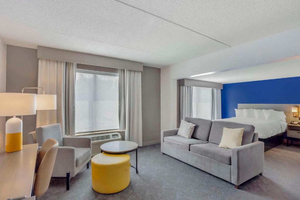 Posezení v ubytování Comfort Inn & Suites Voorhees-Mt Laurel