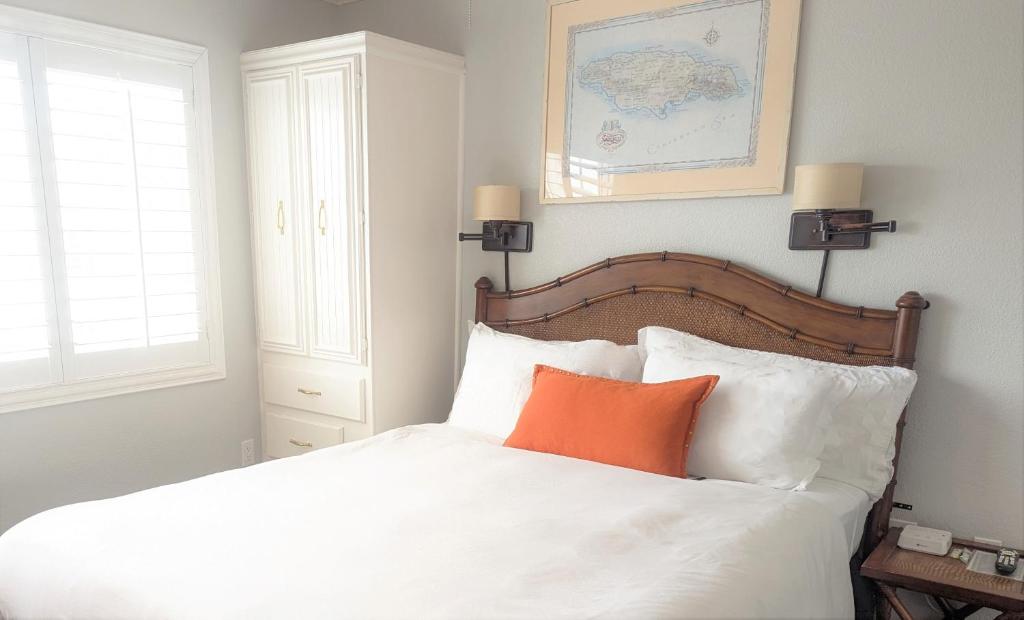 Capitola Hotel photo