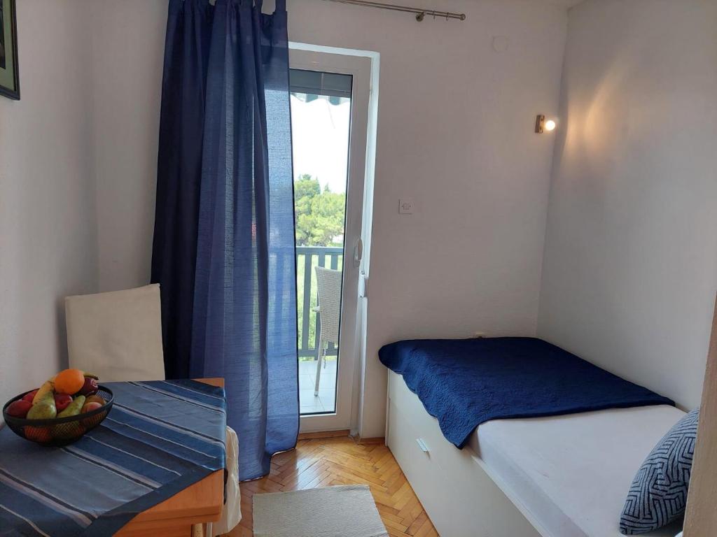 Fotografia z galérie ubytovania Apartments with a parking space Gradac, Makarska - 6881 v destinácii Gradac
