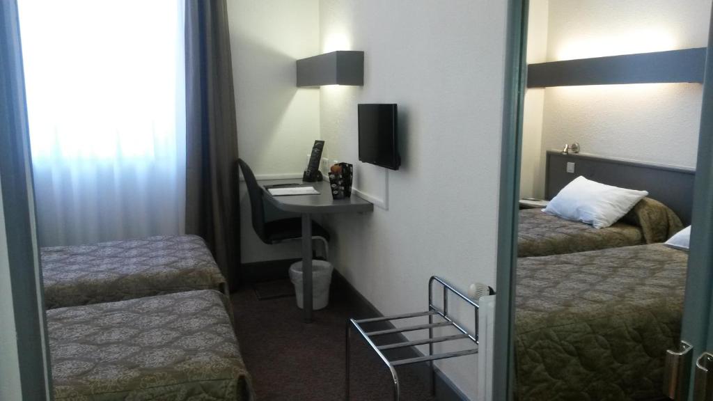 Hôtel de La Cloche - Habitación Doble Económica