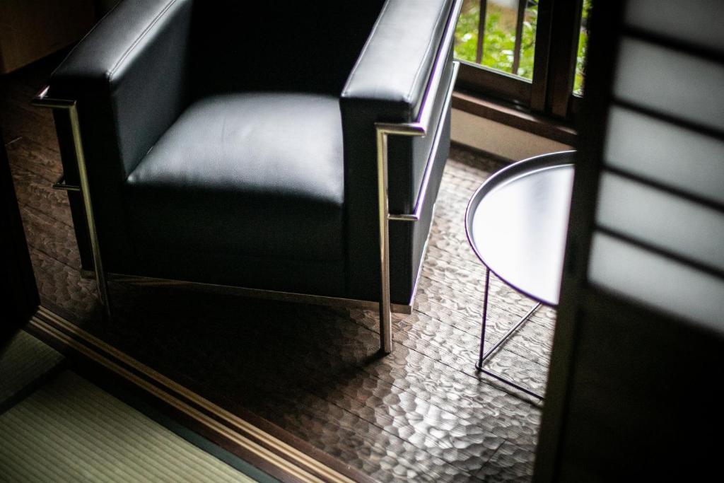 Posezení v ubytování Tsukasa Ryokan