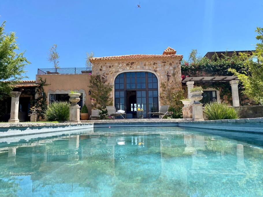Бассейн в Luxury House San Miguel De Allende или поблизости