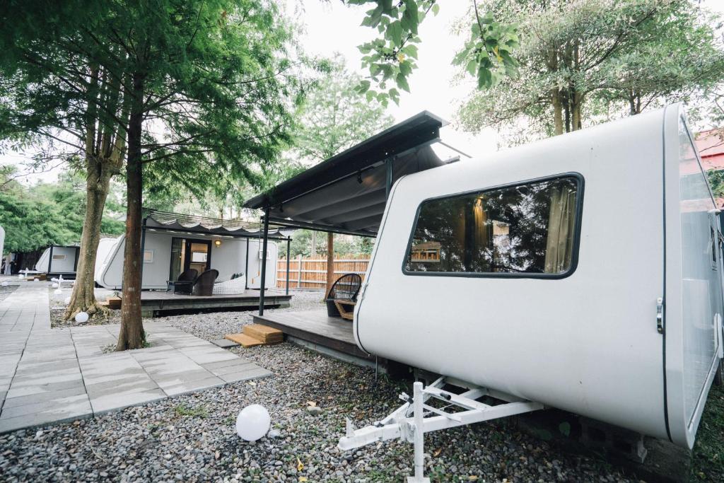 Fotografie z fotogalerie ubytování 天ㄟ露營車 v destinaci Dongshan