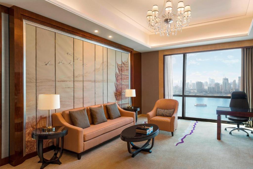 Posezení v ubytování The Westin Wuhan Wuchang