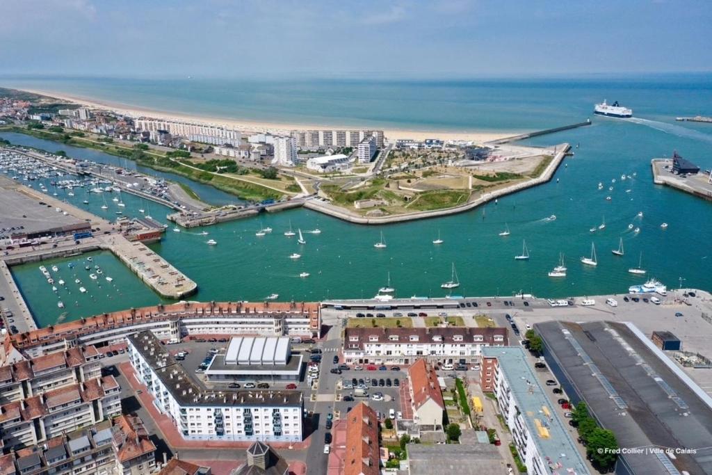Fotografia z galérie ubytovania Le Jardin des Caps, proche mer et port v destinácii Calais