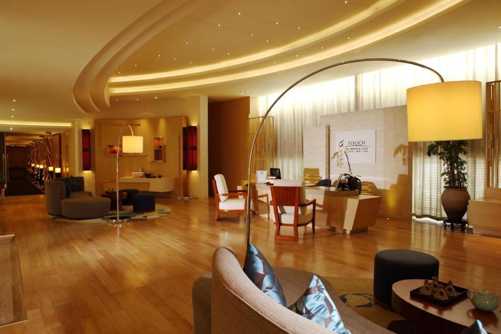 Posezení v ubytování Renaissance Tianjin Lakeview Hotel