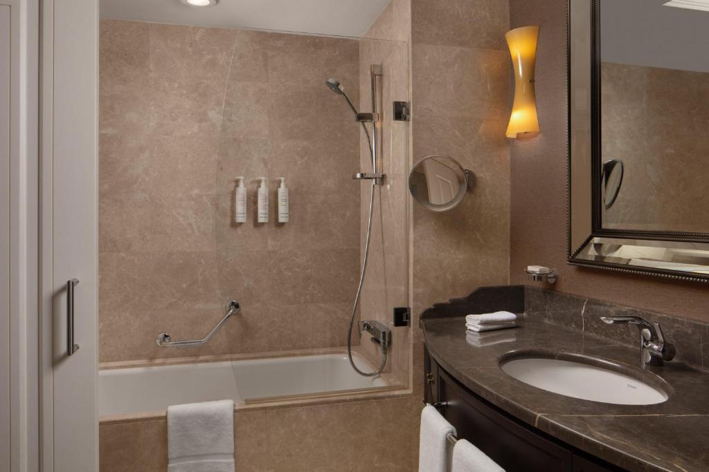 Koupelna v ubytování Istanbul Marriott Hotel Pendik