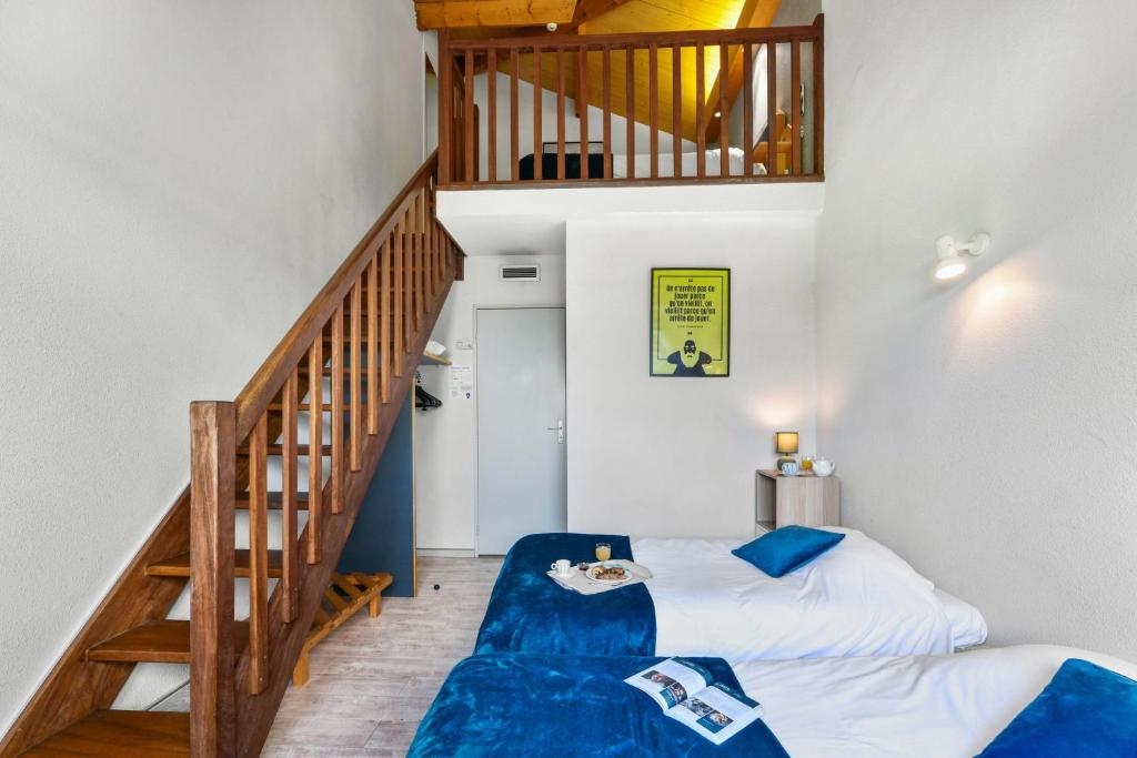Logis Hôtel & Restaurant Ludik - Habitación Dúplex Para 4 Personas