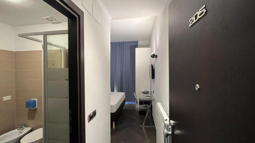 Koupelna v ubytování Cloud 9 Hotel