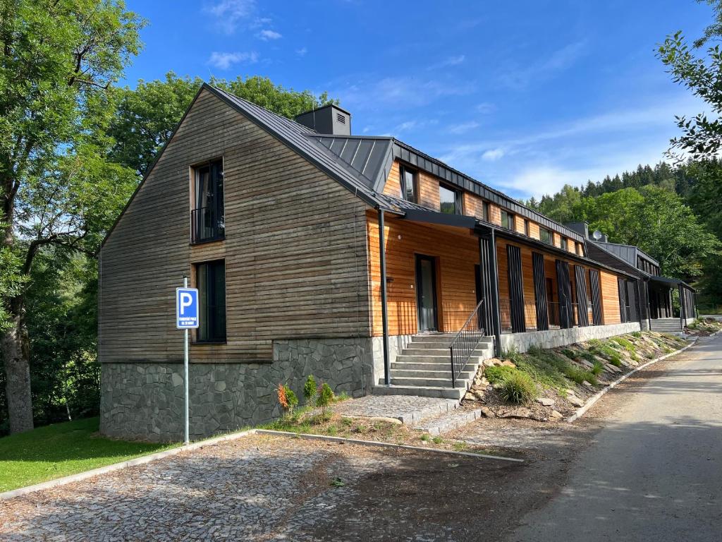 Budova, kde se apartmán nachází