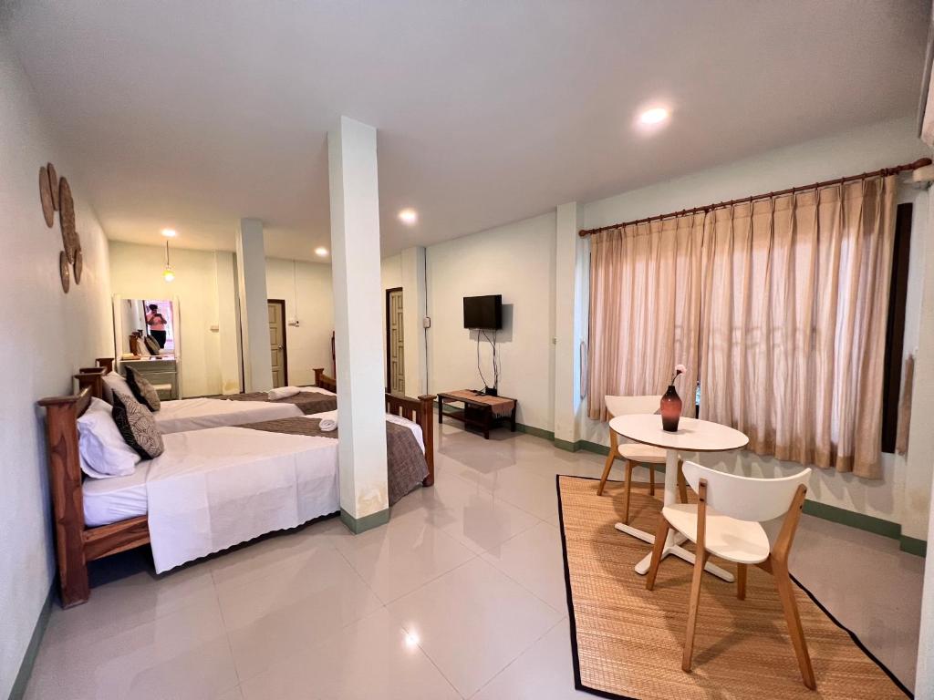 บ้านไทยไออุ่น - Chambre Lits Jumeaux Avec Salle De Bains Privative