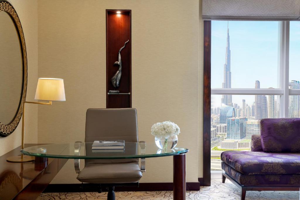 
Dusit Club Room - Burj Khalifa View 
