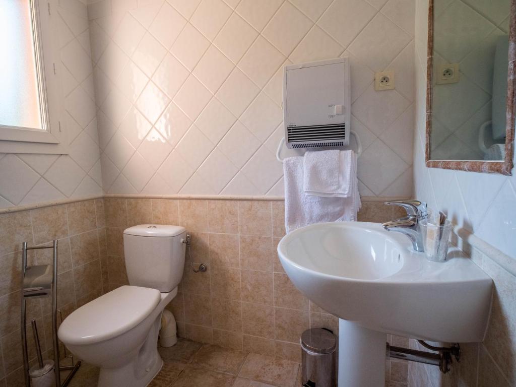 Koupelna v ubytování Camping Hotel Les Rives du Loup