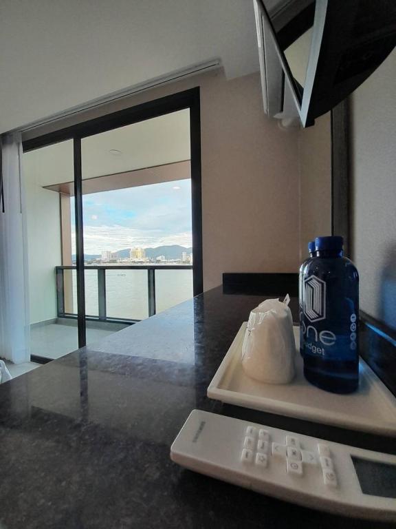 Nespecifikovaný výhled na hory nebo výhled na hory při pohledu z hotelu