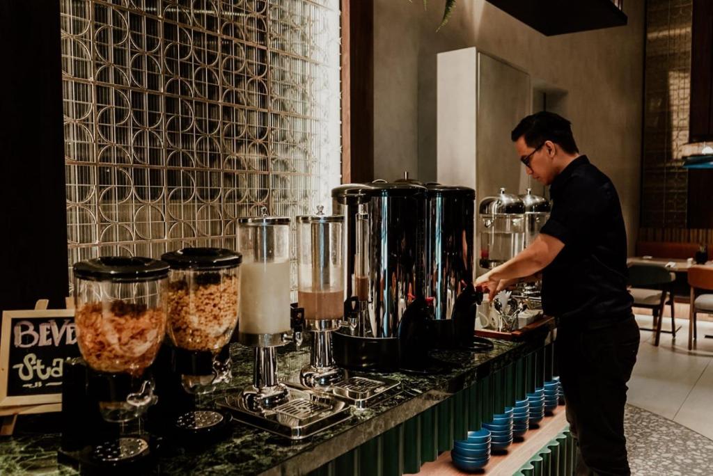 المشروبات في Herloom Hotel & Residence BSD Tangerang