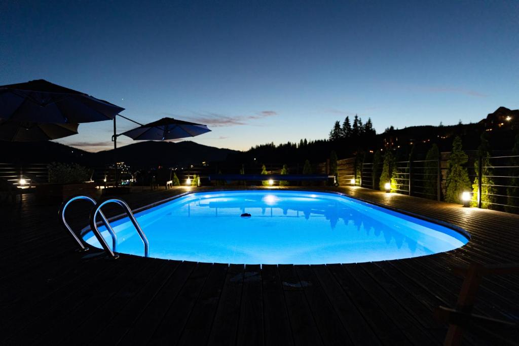 Bazén v ubytování SVOI Hotel nebo v jeho okolí