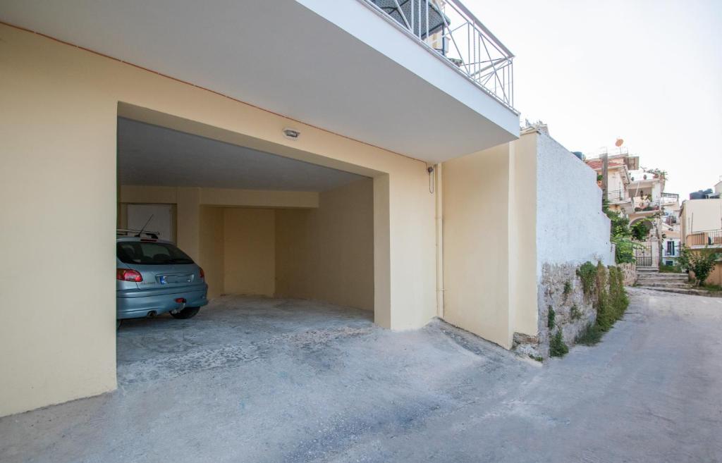 Fotografie z fotogalerie ubytování Coconut Tree House with port view v destinaci Zakynthos Town