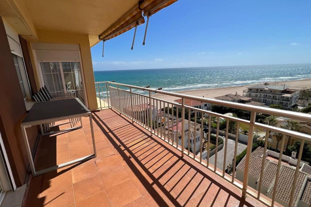 Apartamento con acceso directo a la playa, Valencia ...