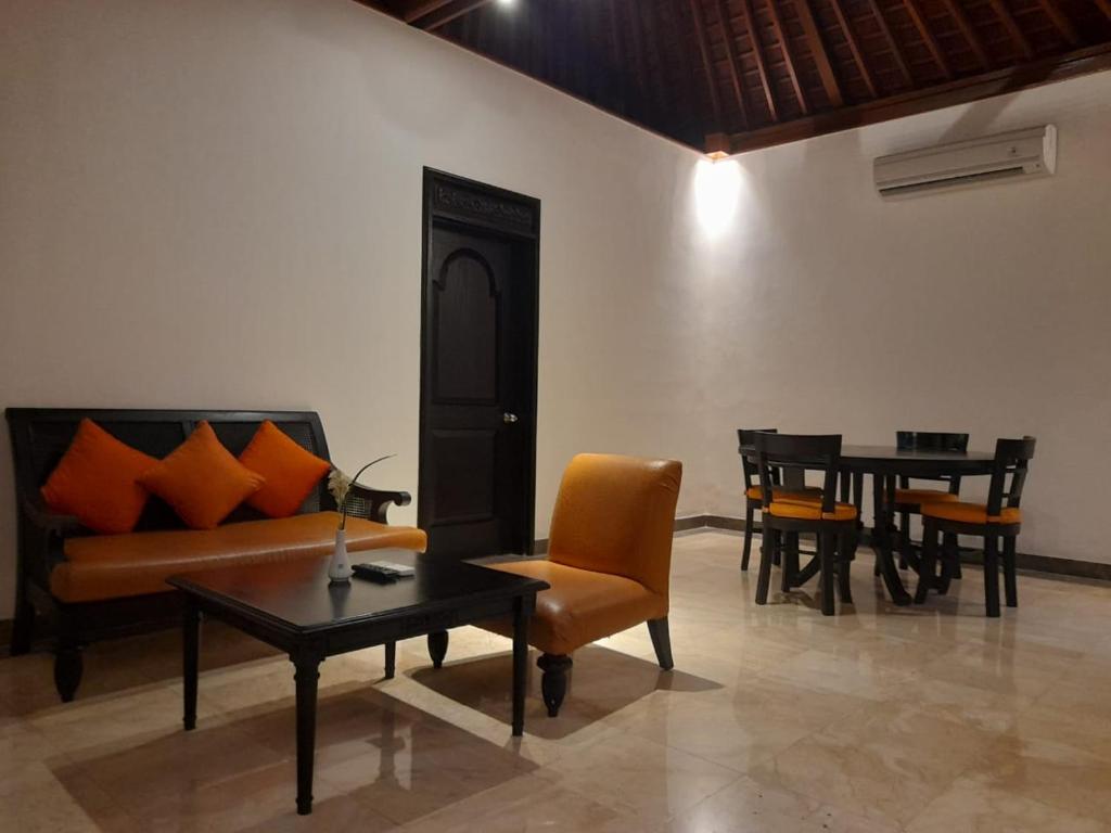 Posezení v ubytování The Royal Beach Seminyak Bali