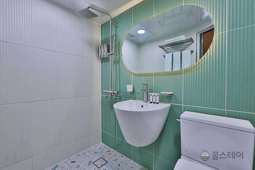 Koupelna v ubytování No25 Hotel Bupyeong