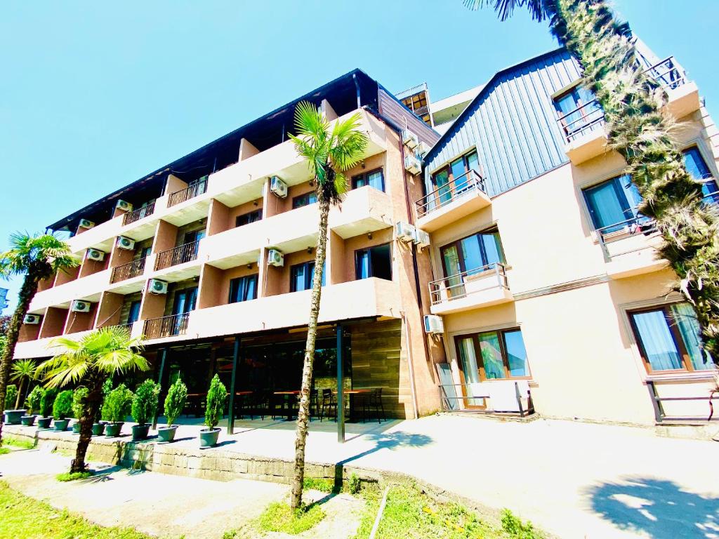 Gallery image of Aparthotel costa in Makhinjauri