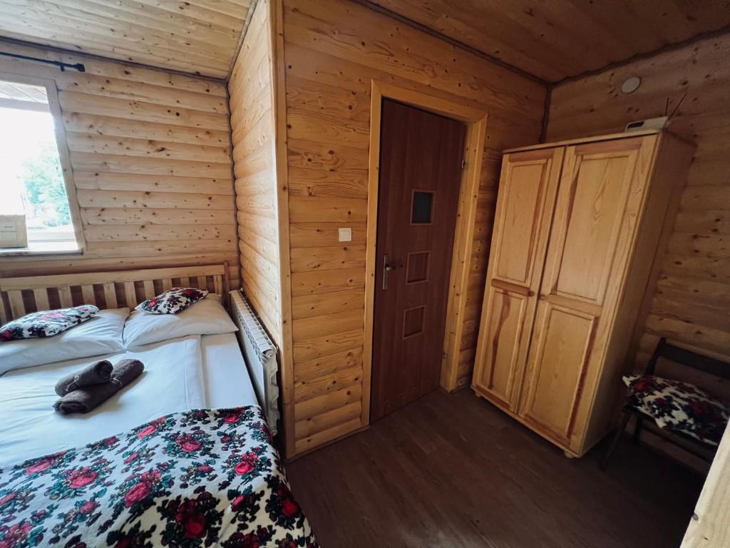 Noclegi Przystanek Bieszczady w Centrum - 10