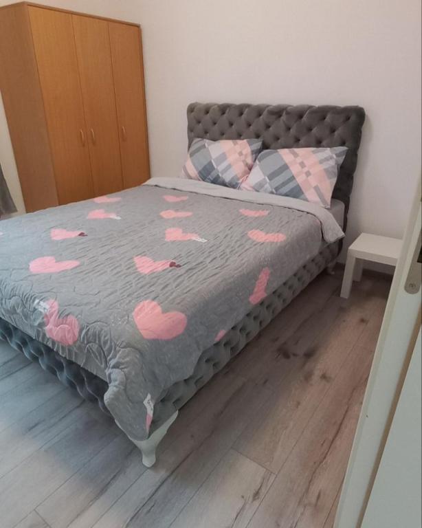 Postel nebo postele na pokoji v ubytování Apartmani Banja Vrujci Lux