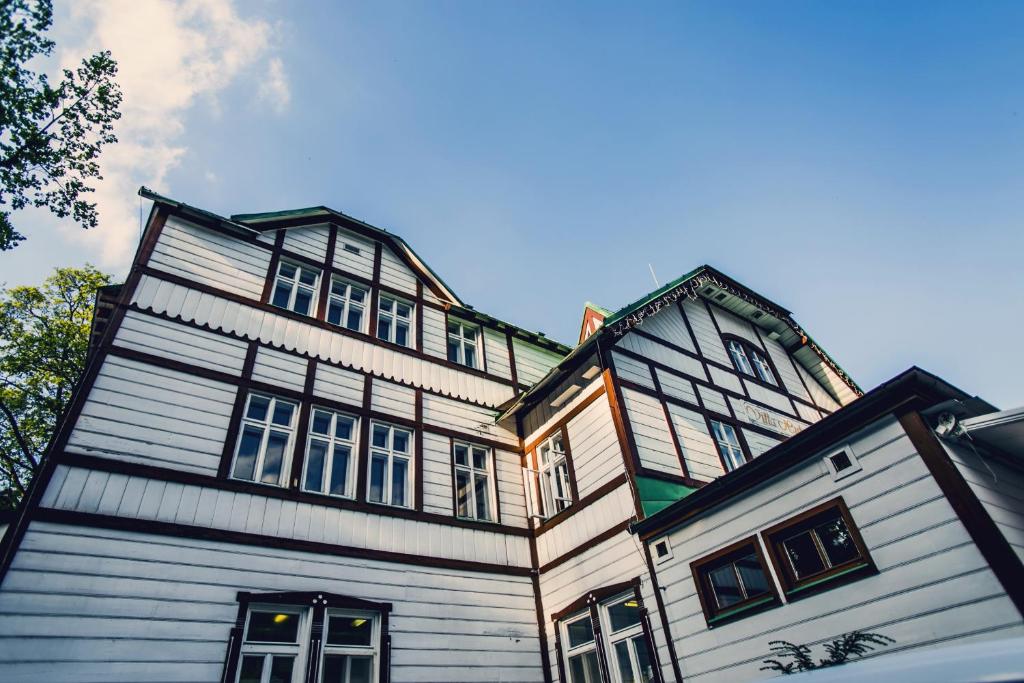 Budova, kde se hotel nachází