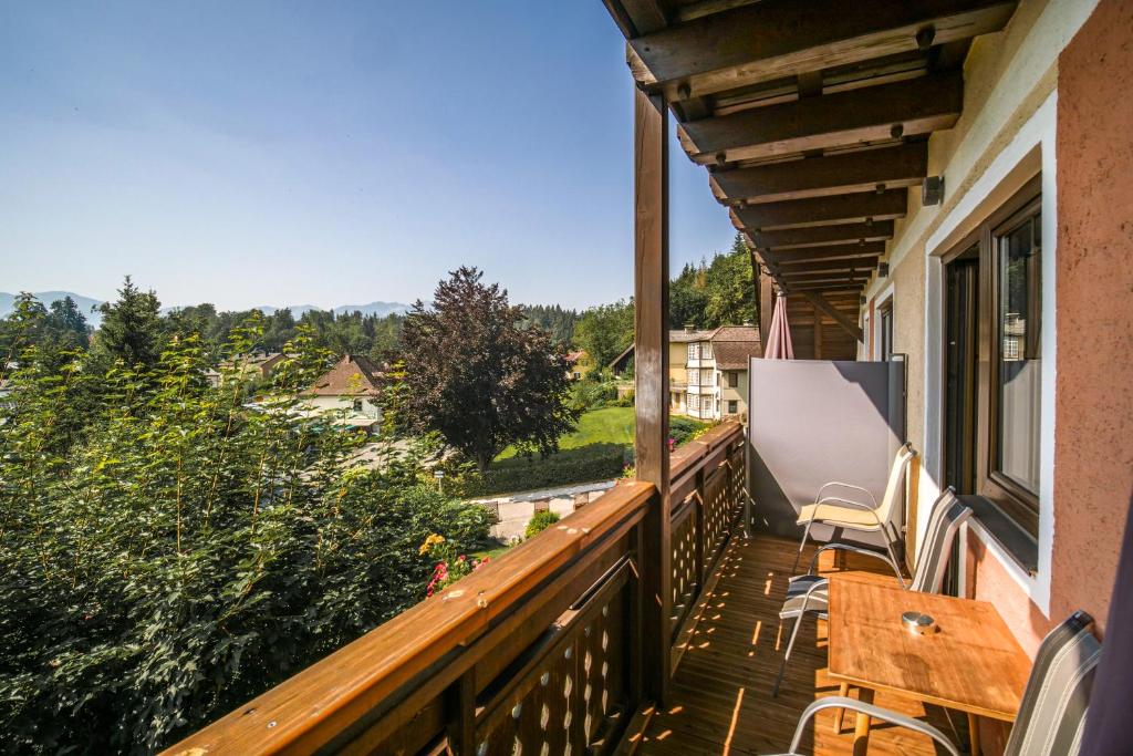 Balkón nebo terasa v ubytování Hotel Kärntnerhof Velden by S4Y