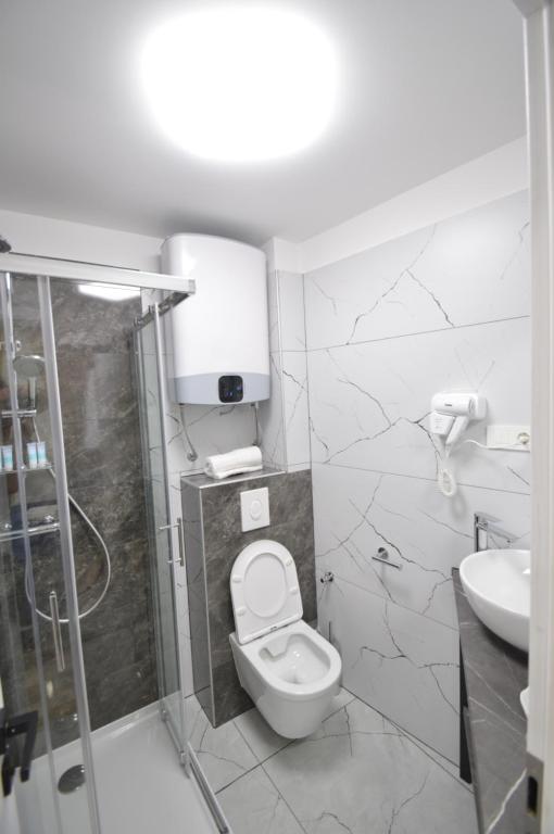 K rooms old town self check in - 12