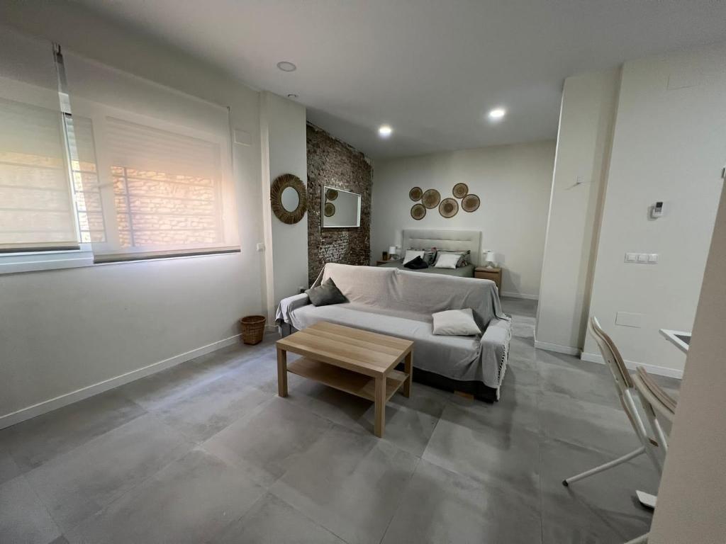 Estudio Trinidad Centro Málaga 2 - 16