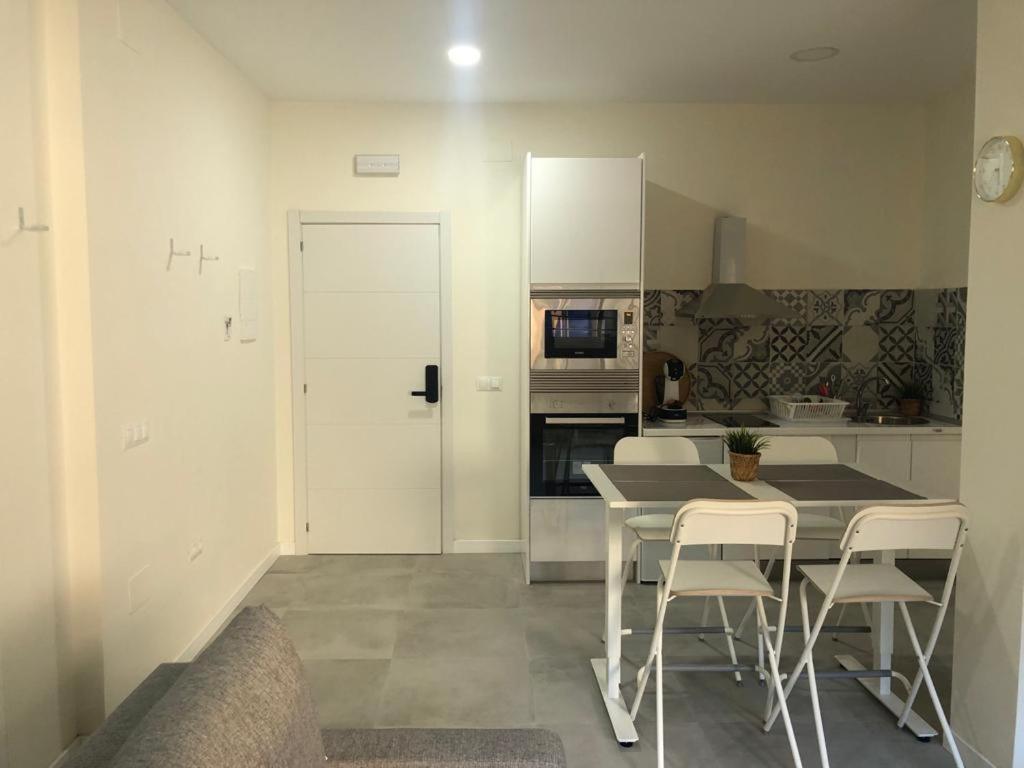 Estudio Trinidad Centro Málaga 2 - 18