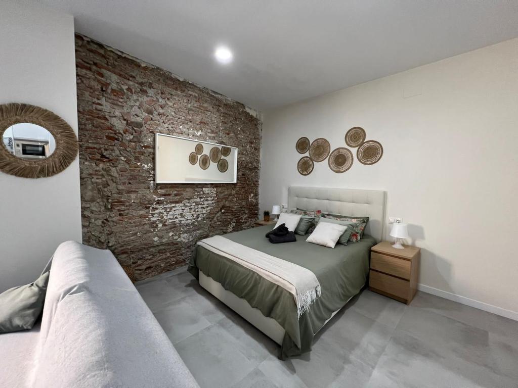 Estudio Trinidad Centro Málaga 2 - 10