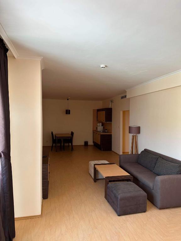 Posezení v ubytování Sunny Majestic Private Apartment