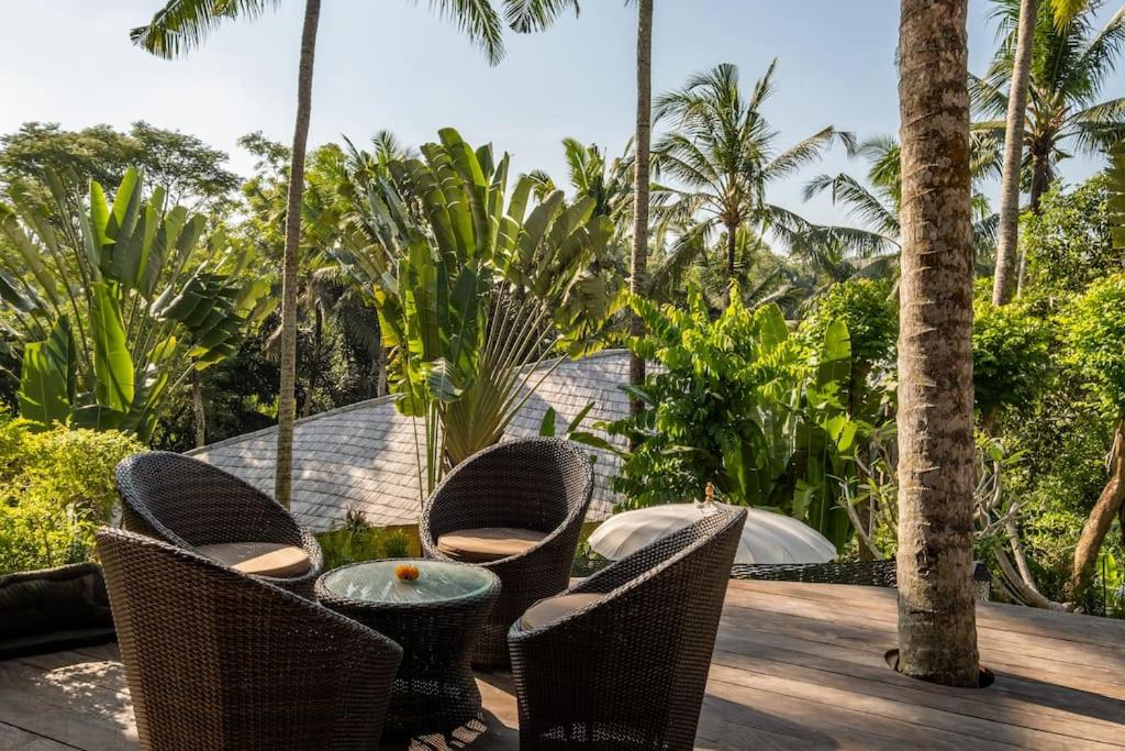 Giardino di Harmony House, Bamboo House with Pool view