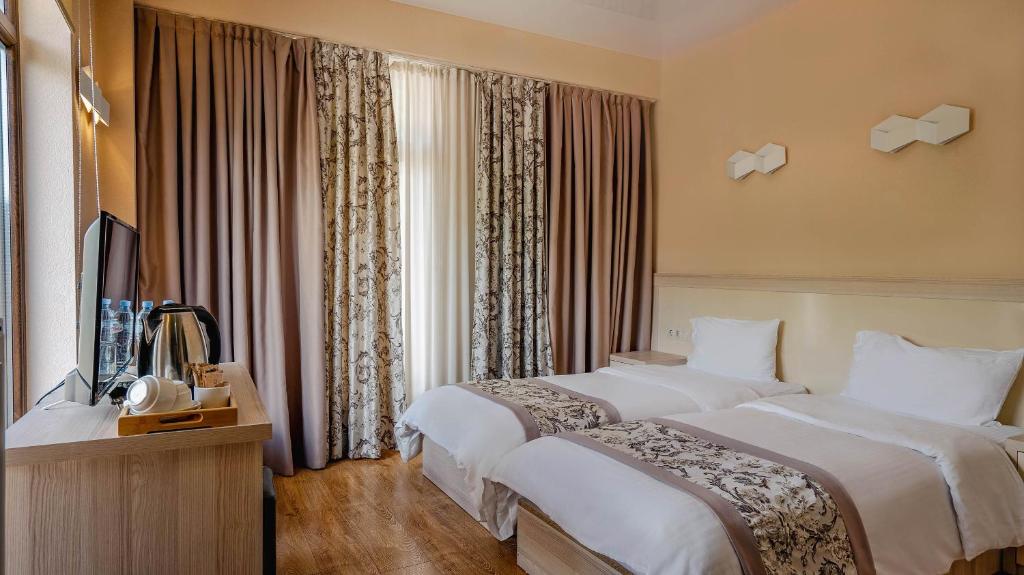 Gudauri Inn - Standard Triple Room