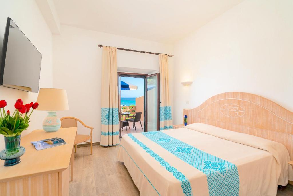 Hotel Dei Pini - Sala Triple Superior Con Vista Al Mar