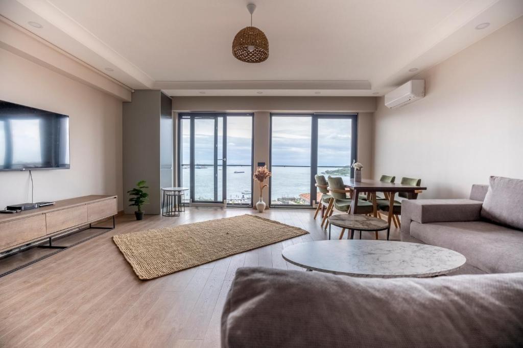 Gallery image of Breathtaking Bosphorus View in the Stylish Flat in Istanbul
