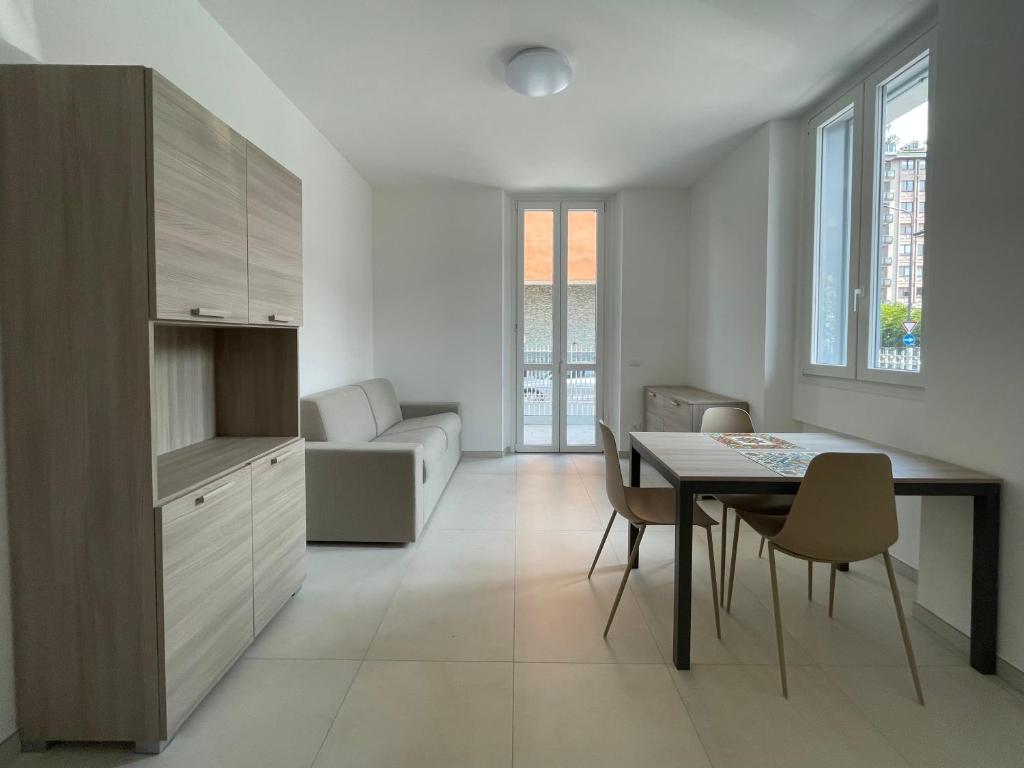Carissimi 4 - Apartment With Balcony