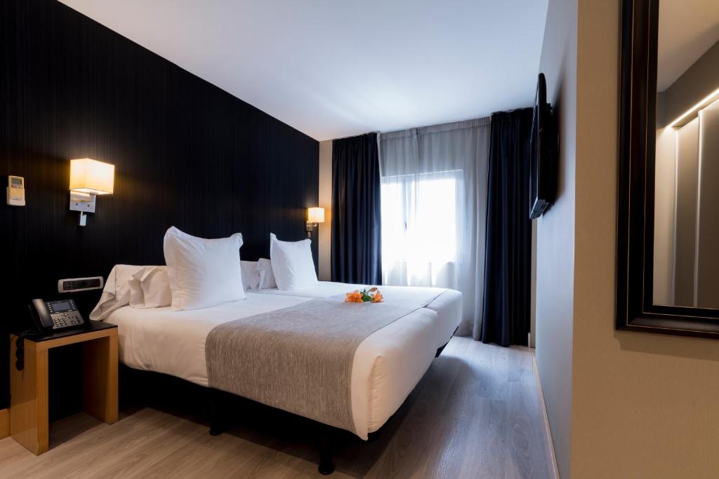 Hotel Plaza, A Coruña – Updated 2023 Prices
