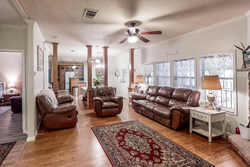 Vacation Home Robbins Way Retreat, Mayo, FL