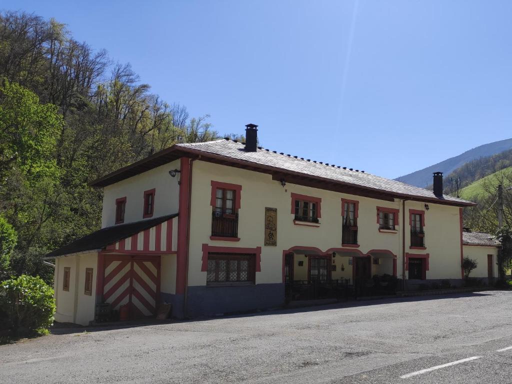Casas rurales Casa de Aldea La Pescal en La Pescal, Asturias
