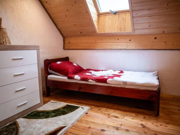 Posteľ alebo postele v izbe v ubytovaní Bieszczadzki Szeryf 660-492-682