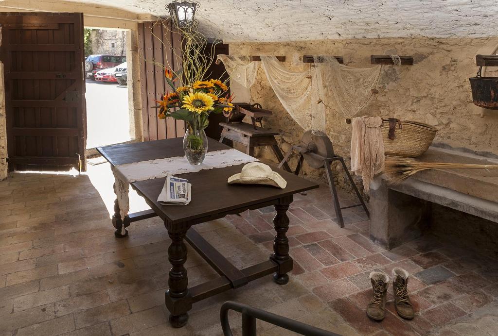 A seating area at Can Barrina