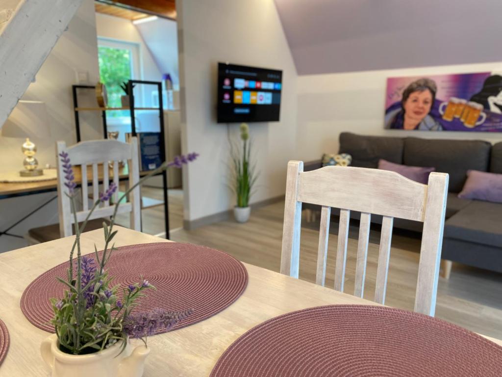 TV a/nebo společenská místnost v ubytování Horizont-idéző ParkMotel