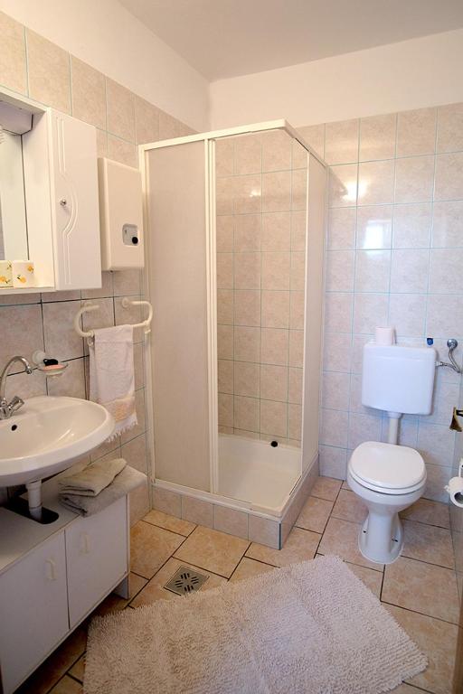 Kúpeľňa v ubytovaní Studio Apartments Shanti