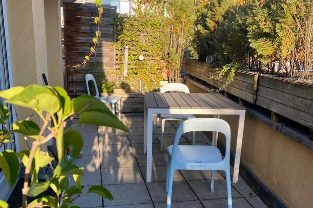 Balkón nebo terasa v ubytování Moderne CityWohnung nahe Theresienwiese & Westpark